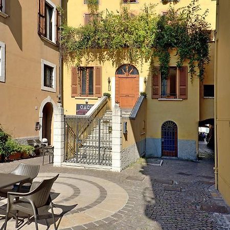 Antico Palazzo Signorile Appartement Salò Buitenkant foto
