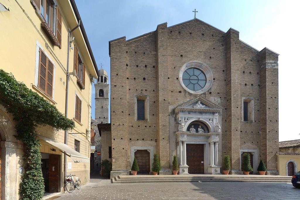 Antico Palazzo Signorile Appartement Salò Buitenkant foto