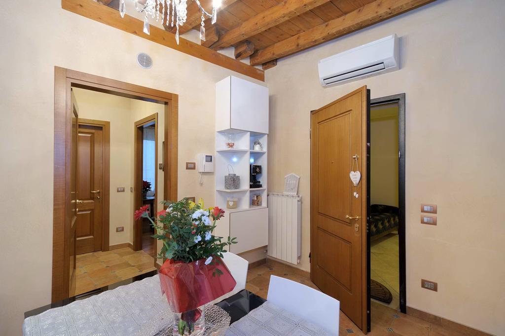 Antico Palazzo Signorile Appartement Salò Buitenkant foto